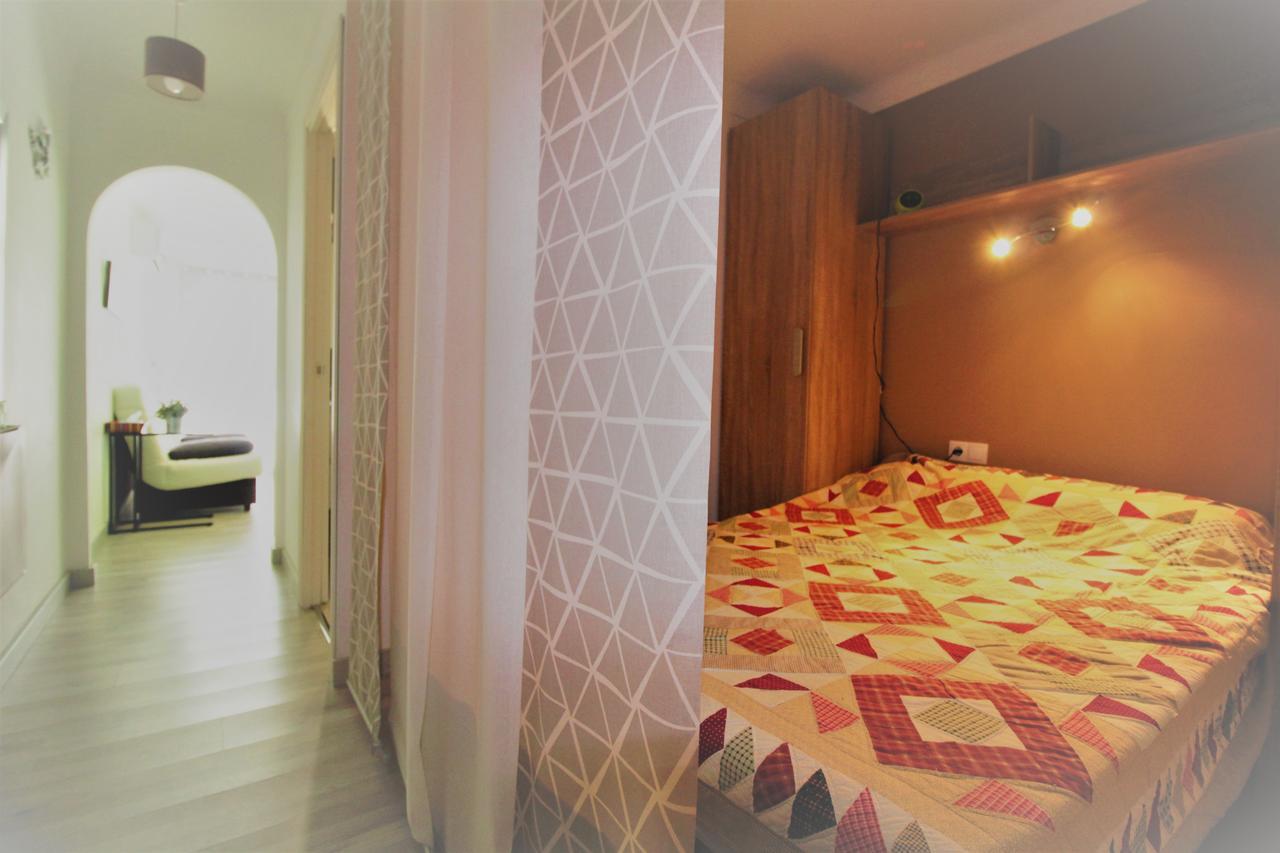 Sylvia: Beachfront Studio with Sea View Terrace Apartment Empuriabrava Exterior photo