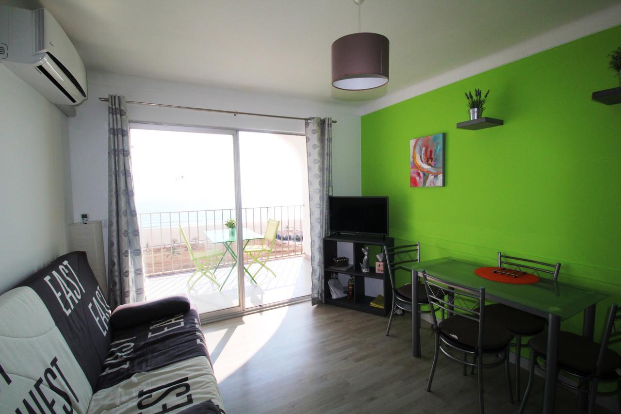 Sylvia: Beachfront Studio with Sea View Terrace Apartment Empuriabrava Exterior photo